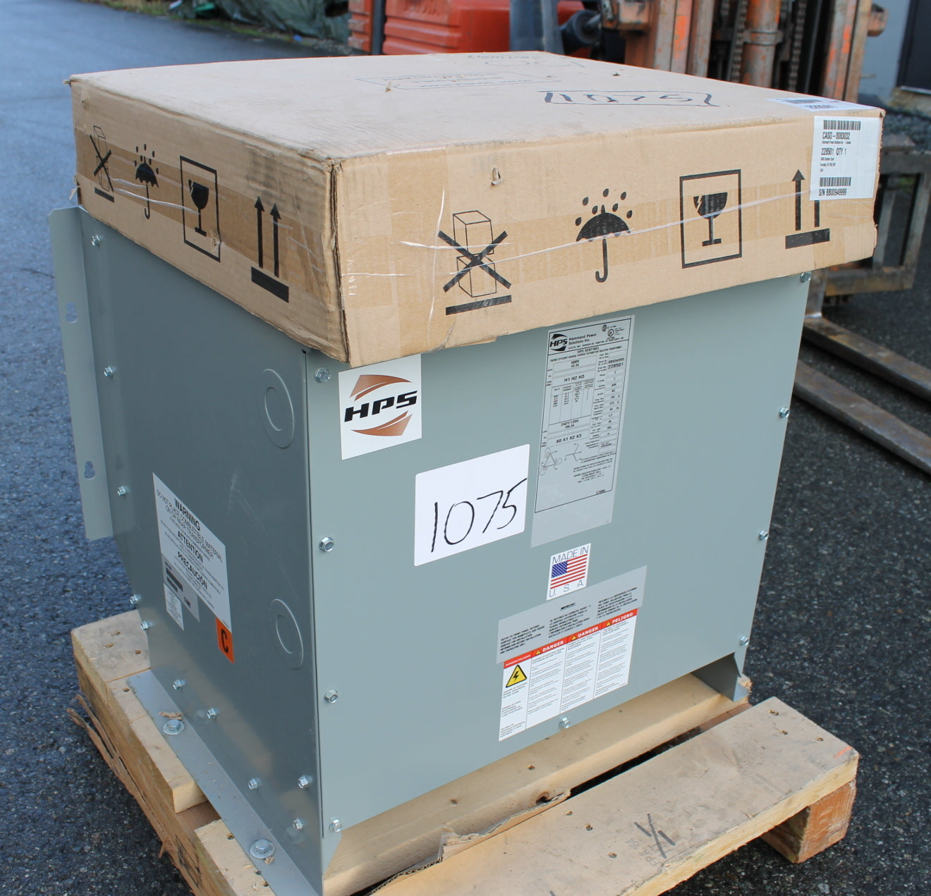 45 kVA HPS New Transformer 600-240/139V Cat No 228501 SKU 1075