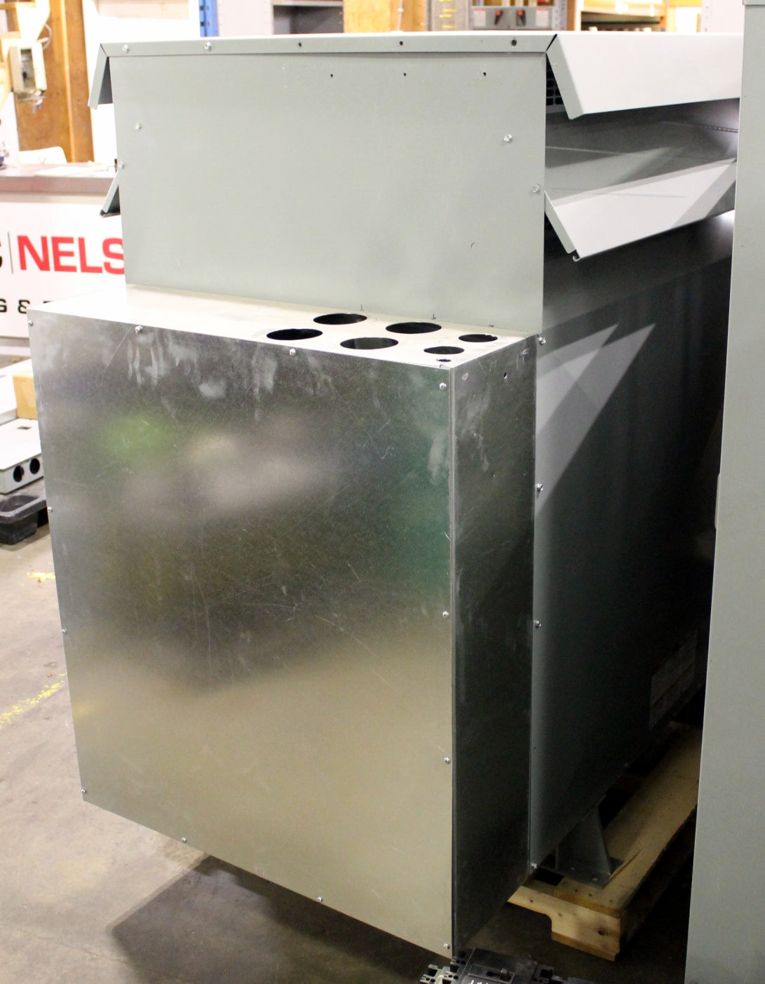 350 kVA HPS Reconditioned Transformer 600-120/208V Cat No 230963 SKU 3364
