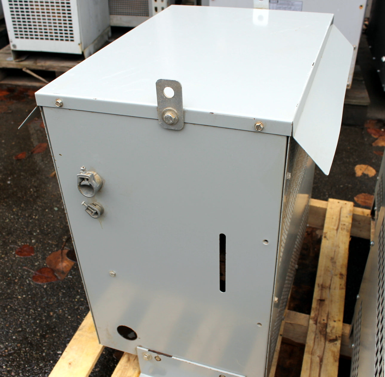 45 kVA Bemag Reconditioned Transformer 600-220V Cat No BC20458220 SKU 3384