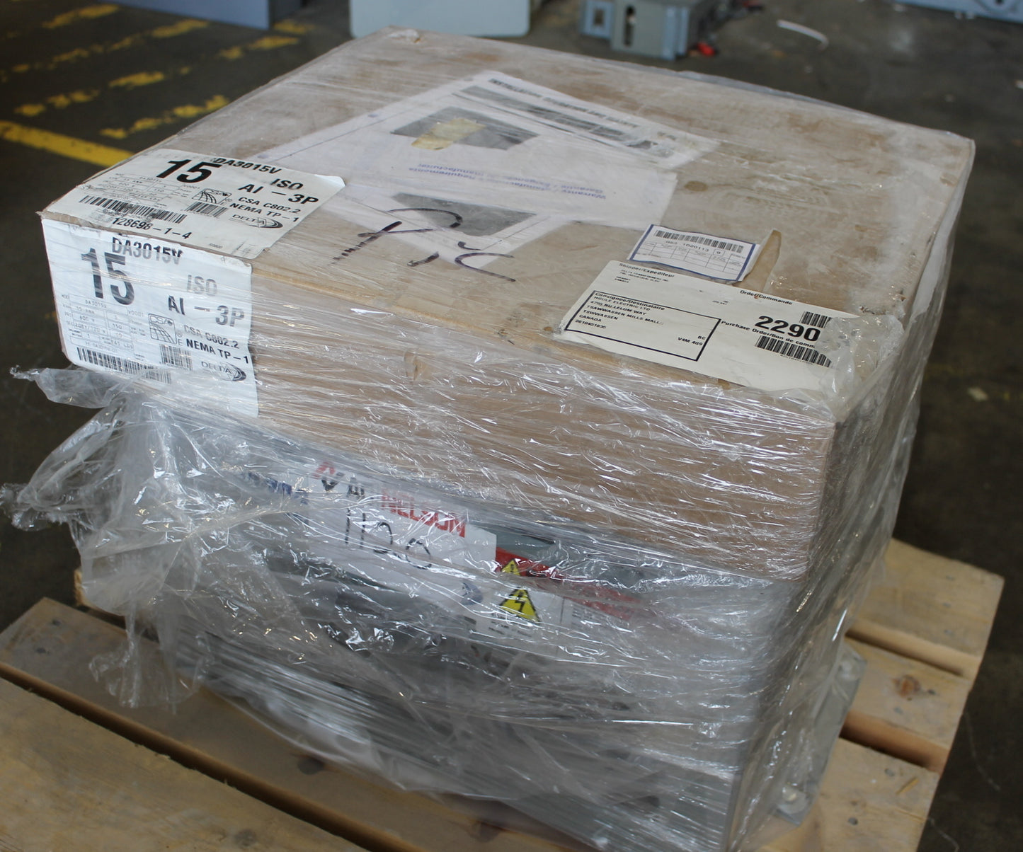 15 kVA Delta New Transformer 600-120/208V Cat No DA3015V SKU 1120