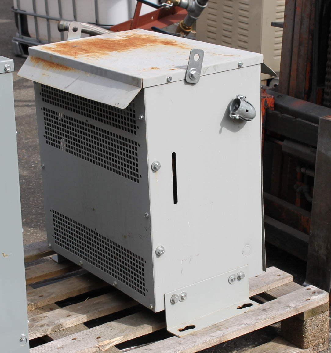 30 kVA BEMAG Reconditioned Transformer 208-380/220V Cat No BC3030P2 08S 380 SKU 3062