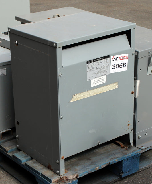 15 kVA SQD Reconditioned Transformer 600-120/208V Cat No C15T79H SKU 3068