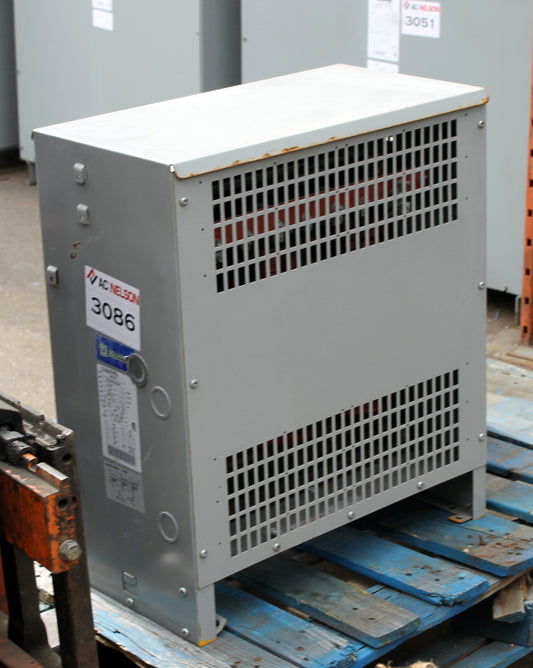 30 kVA SQD Reconditioned Transformer 600-120/208V Cat No C30T79HX SKU 3086