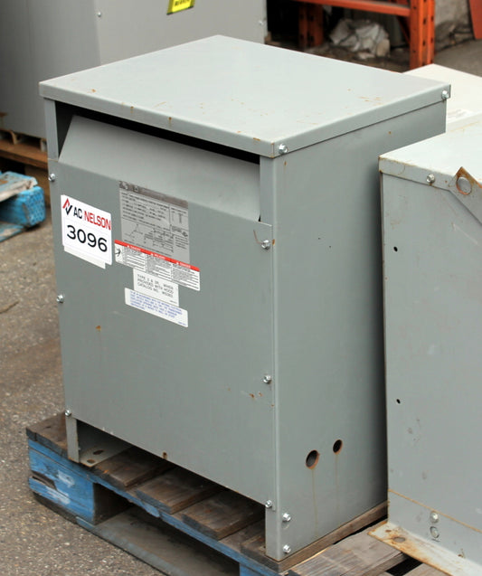 30 kVA SQD Reconditioned Transformer 600-120/208V Cat No C30T79H SKU 3096