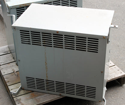 30 kVA Reconditioned Transformer 600-208Y/120 SKU 3101