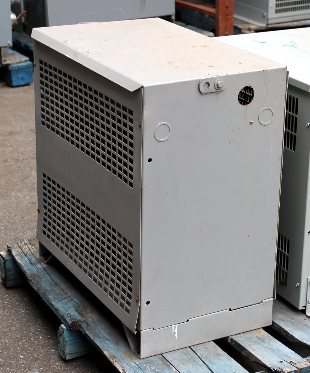 45 kVA MARCUS Reconditioned Transformer 600-120/208V Cat No 6898-284 SKU 3109