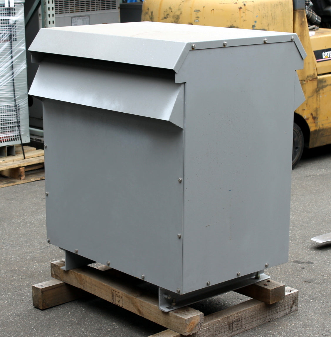 112 kVA ATLAS Reconditioned Transformer 600-208Y/120V Cat No AA3-112-6201-DYC SKU 3136