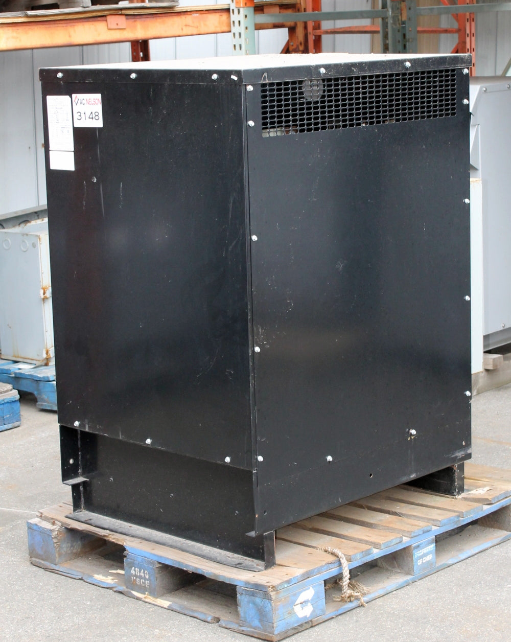 300 kVA POWERSMITHS Reconditioned Transformer 600-120/208V Cat No T1000-300-0-600-208 SKU 3148