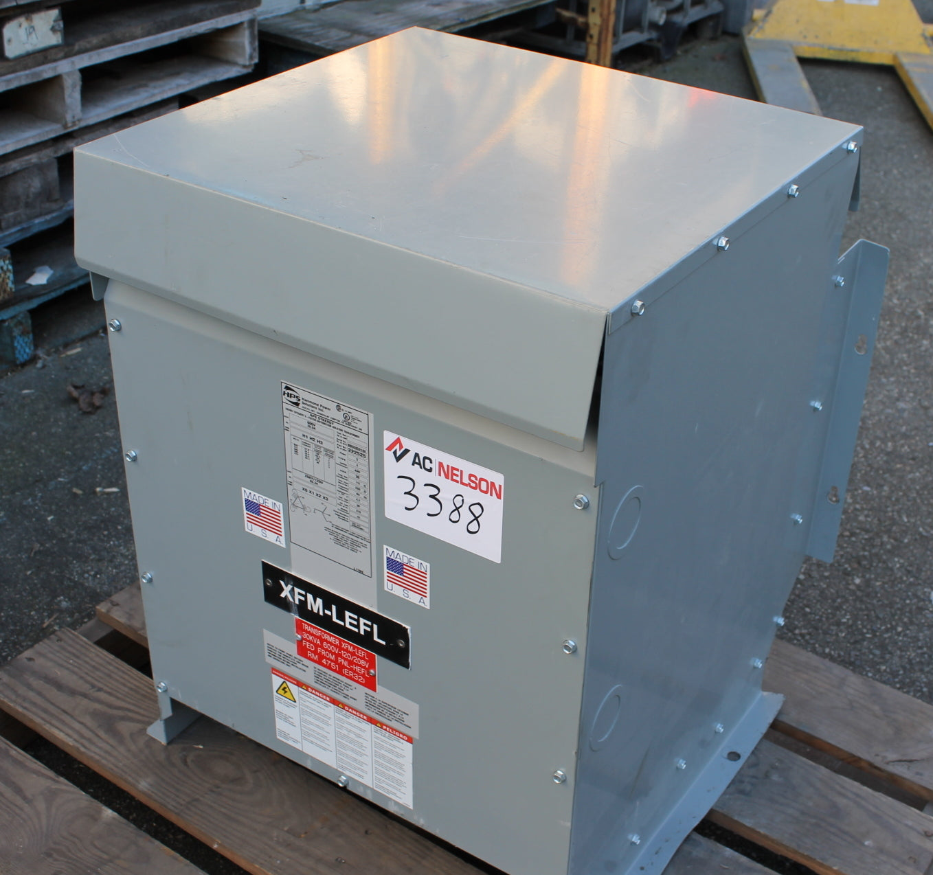 30 kVA HPS Reconditioned Transformer 600-120/208V Cat No 222525 SKU 3388